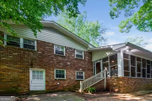 2693 Stoneview Terrace, East Point, GA 30344 - Photo 15