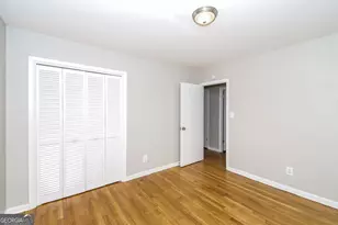 2693 Stoneview Terrace, East Point, GA 30344 - Photo 9