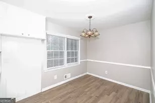 2693 Stoneview Terrace, East Point, GA 30344 - Photo 5