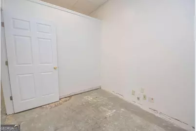 101 New Franklin Road #OFFICE SPACE B, Lagrange, GA 30240 - Photo 13
