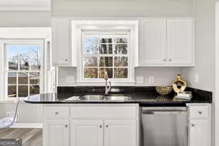 5121 Davantry Dr, Atlanta, GA 30338 - Photo 13