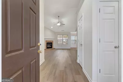 503 Hunterian Place, Newnan, GA 30265 - Photo 5