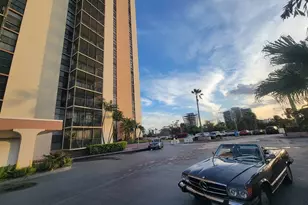 20301 W Country Club Dr, Aventura, FL 33180 - Photo 3