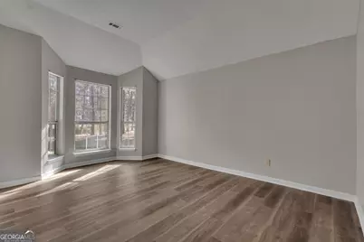 115 Park Timbers Drive, Sharpsburg, GA 30277 - Photo 9