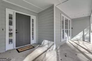 115 Park Timbers Dr, Sharpsburg, GA 30277 - Photo 7