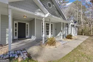 115 Park Timbers Dr, Sharpsburg, GA 30277 - Photo 5