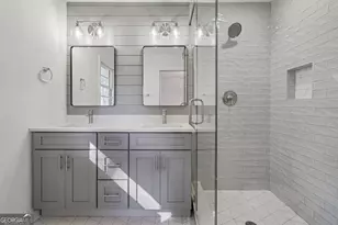 2198 Lower Roswell Rd, Marietta, GA 30068 - Photo 15