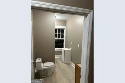 1049 Birch Street, Macon, GA 31204 - Photo 7