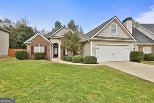 227 Village Park Dr, Newnan, GA 30265 - Photo 1