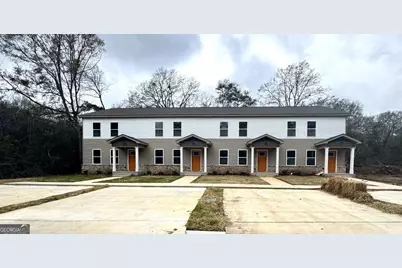 305 N 4th Street, Warner Robins, GA 31093 - Photo 1