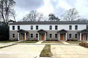 305 N 4th St, Warner Robins, GA 31093 - Photo 1