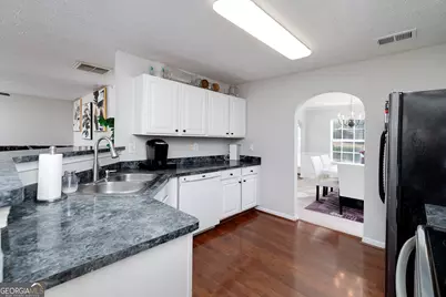 10 Heaton Drive, Covington, GA 30016 - Photo 15