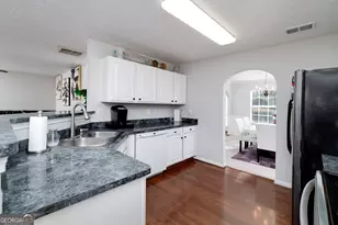 10 Heaton Dr, Covington, GA 30016 - Photo 15