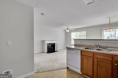 7243 April Court, Morrow, GA 30260 - Photo 9