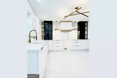 38 Delmont Drive NE, Atlanta, GA 30305 - Photo 3