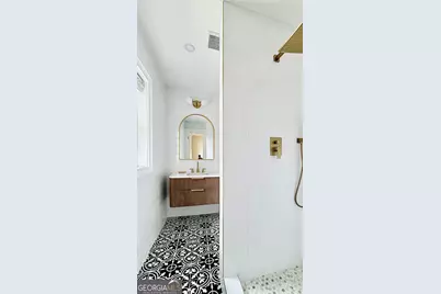 38 Delmont Drive NE, Atlanta, GA 30305 - Photo 13