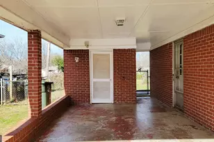 1746 Carla Dr, Morrow, GA 30260 - Photo 3