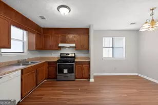 8802 Churchill Pl, Jonesboro, GA 30238 - Photo 13