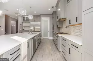 2804 Skyland Dr NE, Brookhaven, GA 30341 - Photo 13