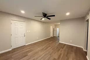 531 Gresham Park Dr, Marietta, GA 30062 - Photo 3