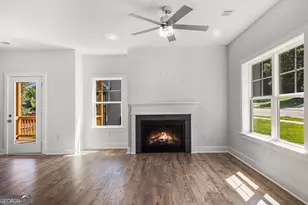 301 Retreat Way, Carrollton, GA 30116 - Photo 9