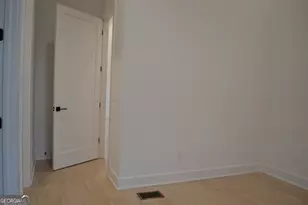 370 2nd St, Fayetteville, GA 30214 - Photo 9