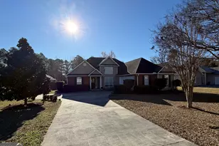 107 Westchester Cir, Dublin, GA 31021 - Photo 3