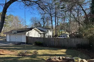 6892 Maddox Rd, Morrow, GA 30260 - Photo 3