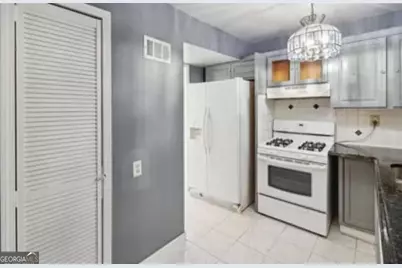 2518 Bradford Square NE, Atlanta, GA 30345 - Photo 3