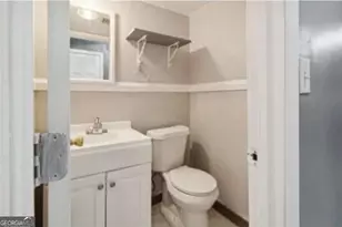 2518 Bradford Square NE, Atlanta, GA 30345 - Photo 31