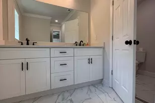 213 Fair St, Baxley, GA 31513 - Photo 17