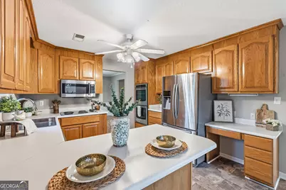 107 Laurel Oak Lane, Warner Robins, GA 31093 - Photo 11