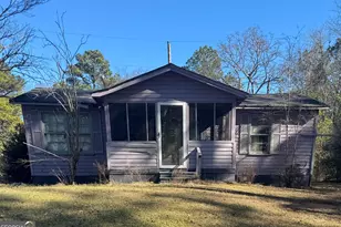 3801 Crest Dr, Macon, GA 31217 - Photo 1