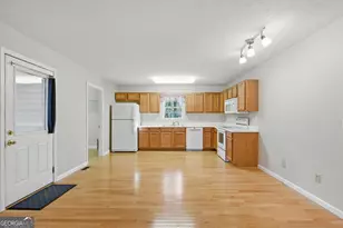 218 Eden Woods, Clarkesville, GA 30523 - Photo 5