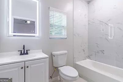 2775 Village Green Lane, Macon, GA 31206 - Photo 19