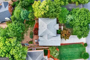 2448 Kings Arms Dr NE, Atlanta, GA 30345 - Photo 5