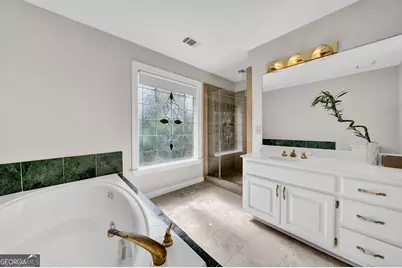 2448 Kings Arms Drive NE, Atlanta, GA 30345 - Photo 19