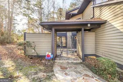 2697 Carriage Court, Macon, GA 31216 - Photo 9