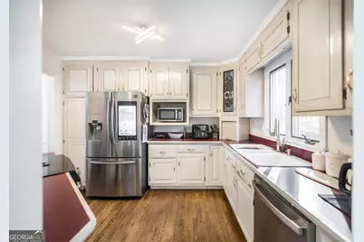 2697 Carriage Court, Macon, GA 31216 - Photo 17