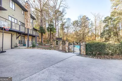 2697 Carriage Court, Macon, GA 31216 - Photo 7