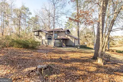 2697 Carriage Court, Macon, GA 31216 - Photo 3