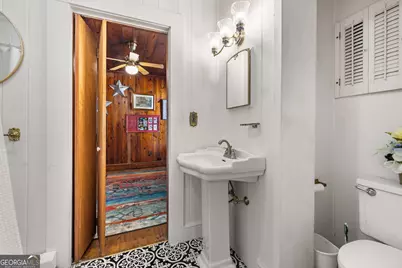 395 E Louise Street, Clarkesville, GA 30523 - Photo 17