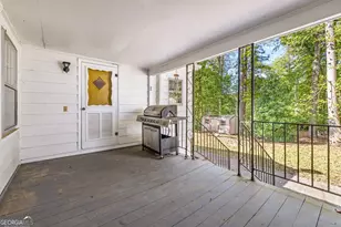 395 E Louise St, Clarkesville, GA 30523 - Photo 25