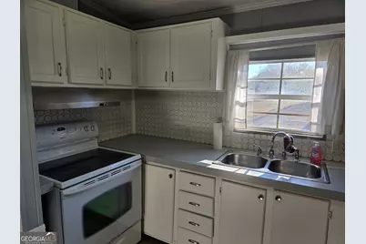 145 Rock Forge Court, Jefferson, GA 30549 - Photo 7