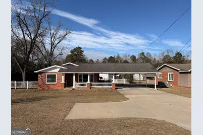 210 Savannah Avenue, Dublin, GA 31027 - Photo 1