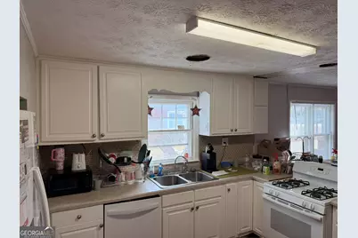 210 Savannah Avenue, Dublin, GA 31027 - Photo 15