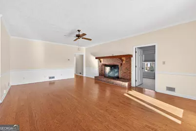 2260 Burlington Lane, Snellville, GA 30078 - Photo 9