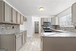 19 Rayner Dr, Newnan, GA 30265 - Photo 13