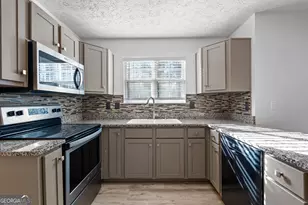 19 Rayner Dr, Newnan, GA 30265 - Photo 15