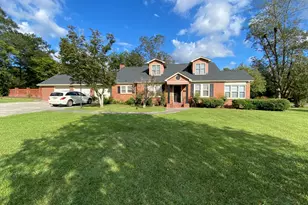 808 Harvey St, Millen, GA 30442 - Photo 1